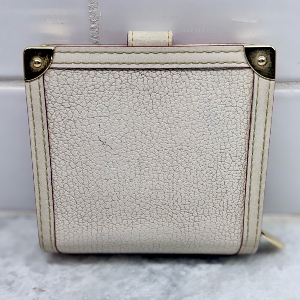 LOUIS VUITTON Unisex Suhali Goatskin Leather Compact Zip Bifold Wallet Ivory - Picture 4 of 16